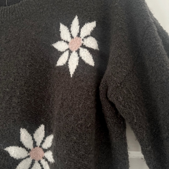 Madewell Floral pullover sweater in Marled Ivy color. - Picture 8 of 10